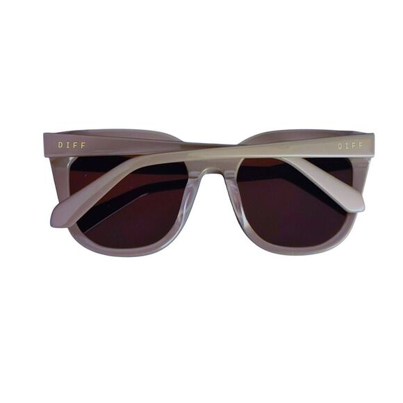 Diff Eyewear Make a Difference Neutral Taupe Chunky Cats Eye Sunglasses NEW Case - Picture 6 of 14
